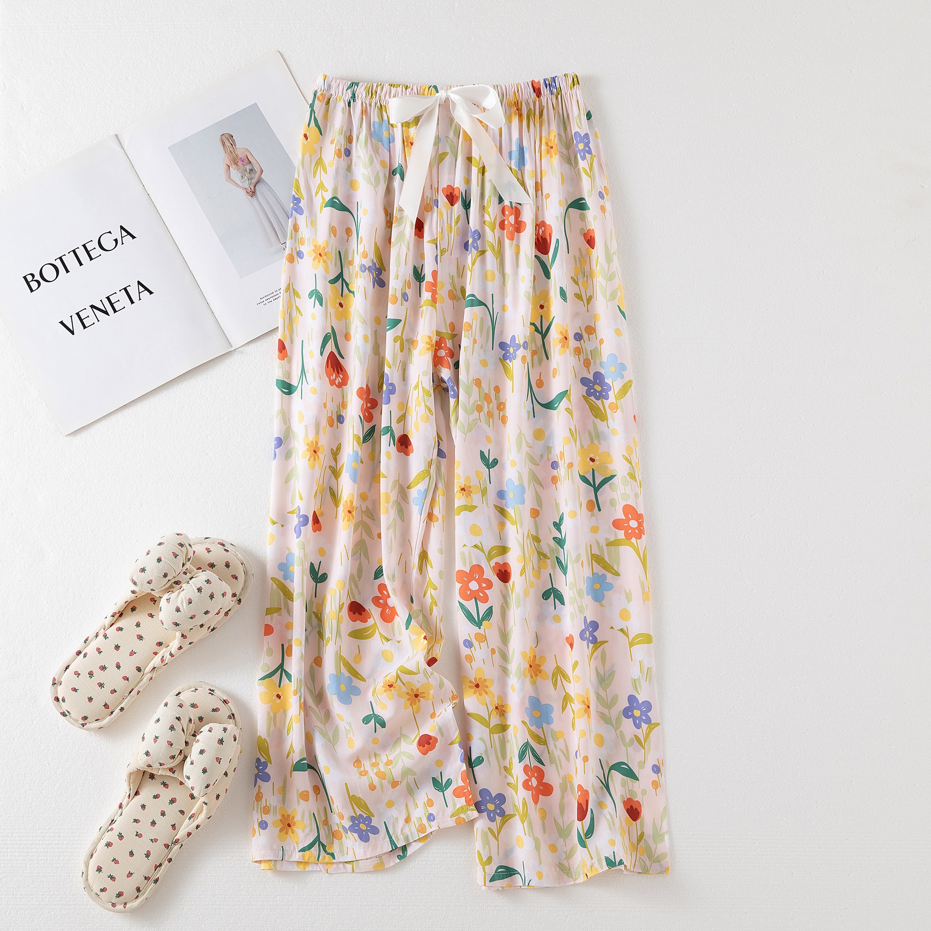 Picture of Cotton Silk Pajama Pants Women's Summer New Large Size Loose Pants Pregnant Women Can Wear Ram Cotton Thin Pants