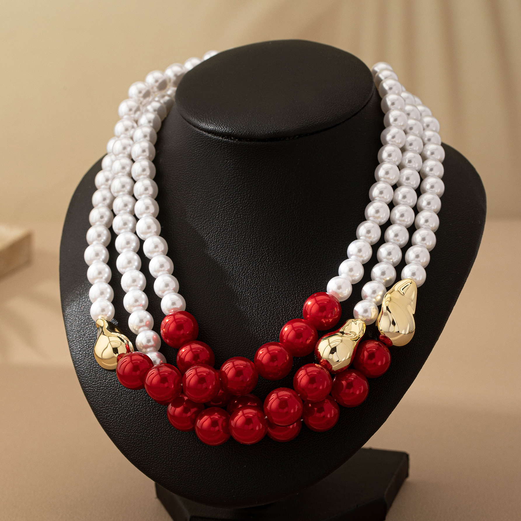Cross-border Hot Personality Fashion Trend Red Multi-layer Imitation Pearl Necklace Suitable for Women's Street Party