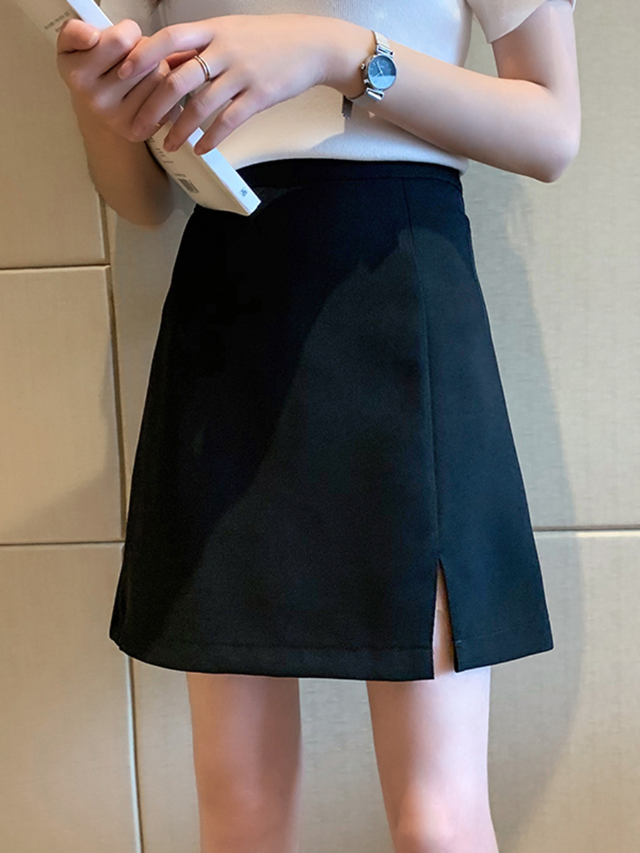2024 Summer New High Waist Slim A- line Skirt Women's All-match Black Short Skirt Split Fashionable Hip Skirt