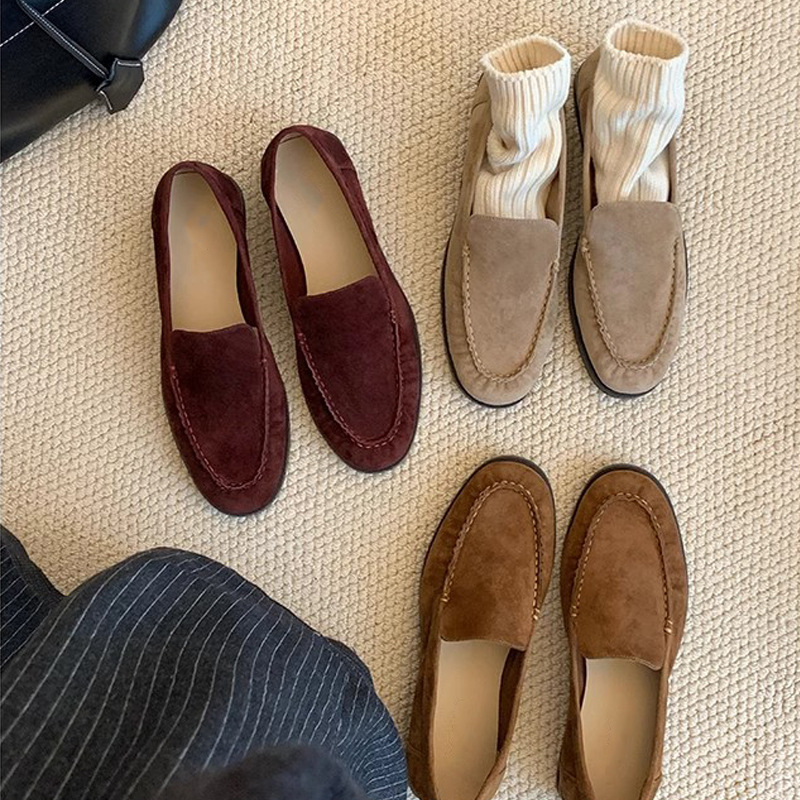 Grape mom autumn and winter new giant good to wear ~ French round pointed sheep flat sole a pedal lazy love single shoes women