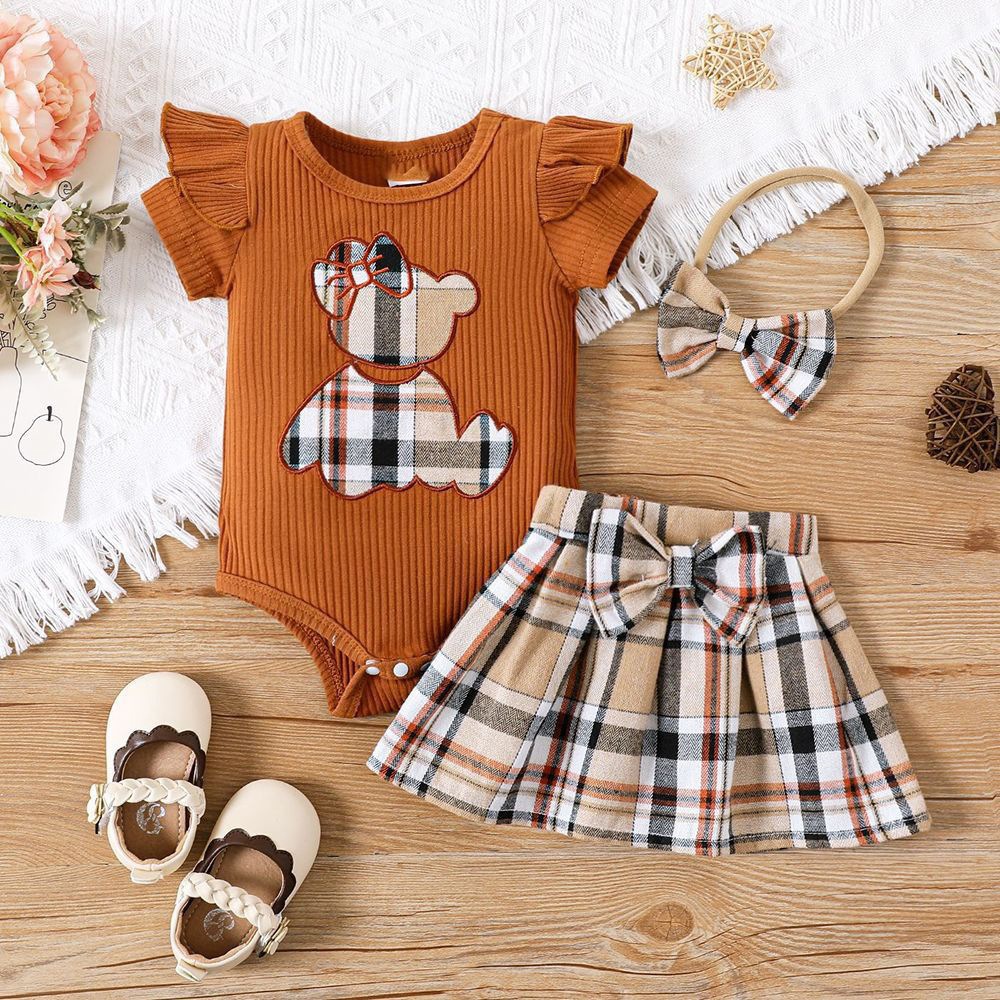 Picture of Cross-border INS newborn baby bag fart triangle khayi baby girl plaid skirt summer bear two-piece suit