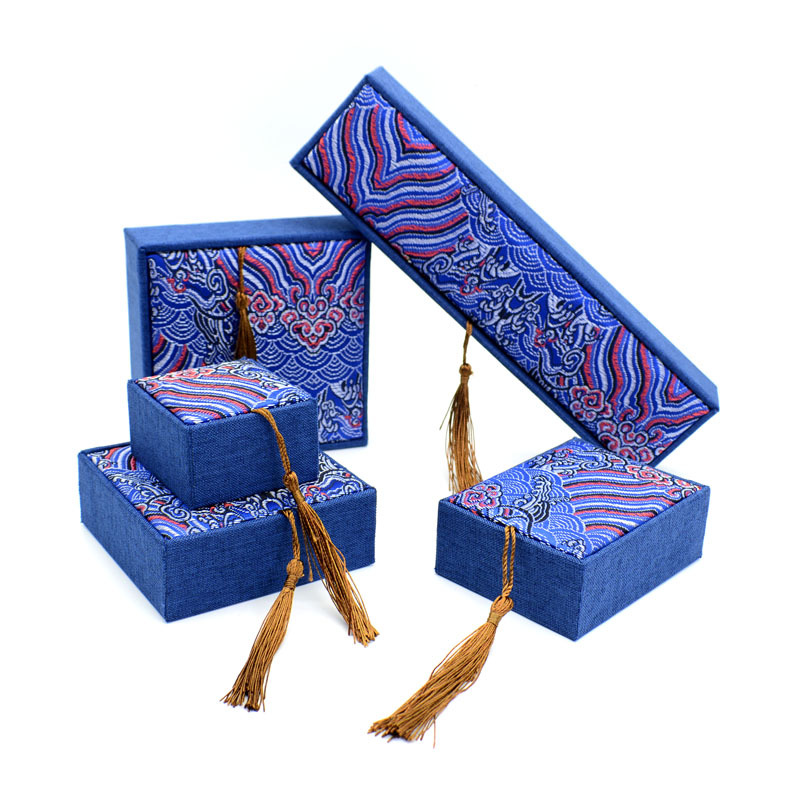 Picture of Tassel Brocade Jewelry Box Chinese Style Jewelry Literary Play Jewelry Box Jade Bracelet Box Buddha Beads Literary Play Jade Box