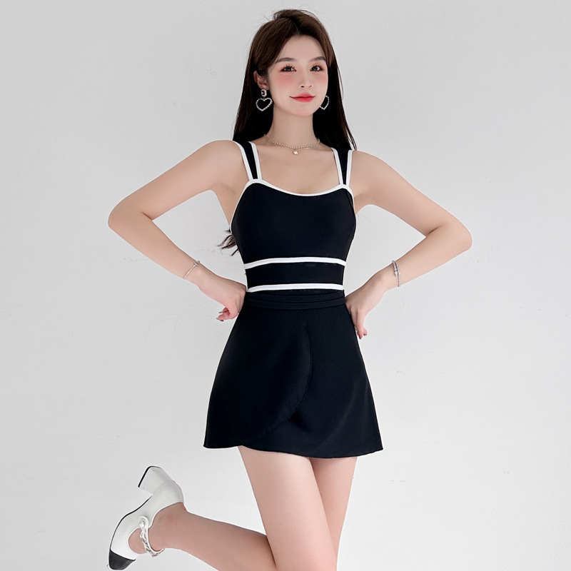 Cross-border wholesale 2023 new Korean-style one-piece triangle single skirt conservative skirt shoulder swimsuit women's two-piece suit
