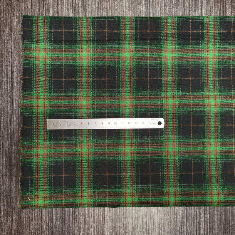 Picture of Spot twill sanding cotton plaid children's shirt plaid fabric 21 yarn-dyed flannel decorative fabric