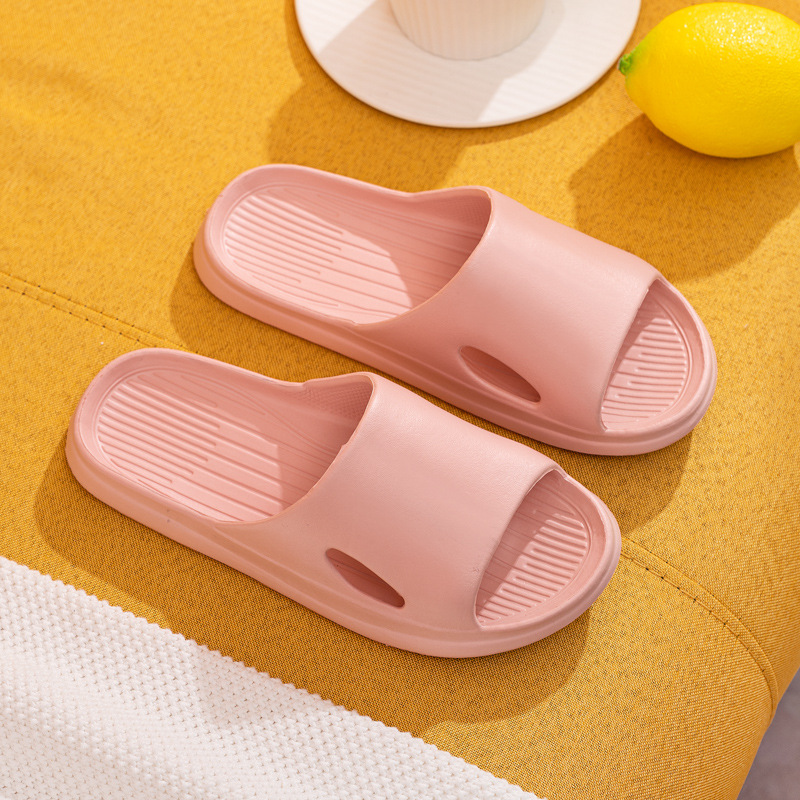 Picture of Qida Shun New Home Slippers Women's Summer Non-slip Feeling Home Slippers Couple Bathroom Slippers Wholesale