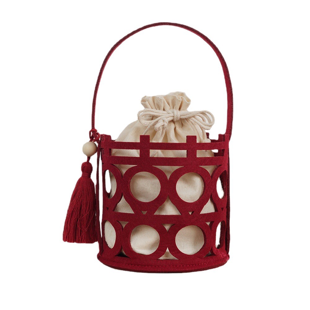 Picture of New Chinese Style Handheld Accompanied Gift Box Hollow Box Return Gift Basket Bridesmaid Gift Box Sugar Bag Double Happy Felt Bag