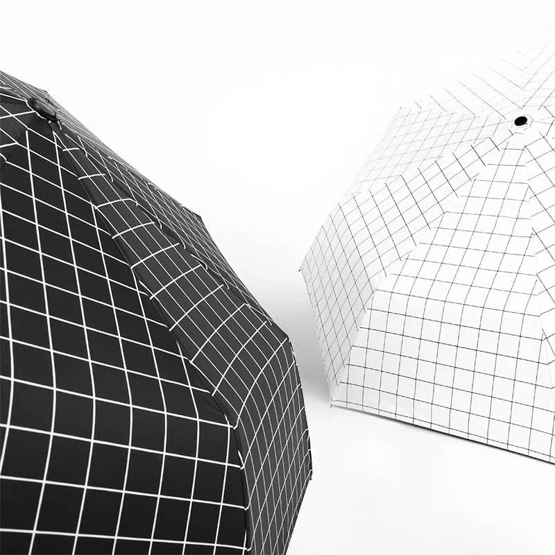 Picture of Full-Automatic Umbrella Women's Sunny and Rainy Dual-Use Simple Black and White Plaid Sunscreen and UV Protection Folding Umbrella for Students