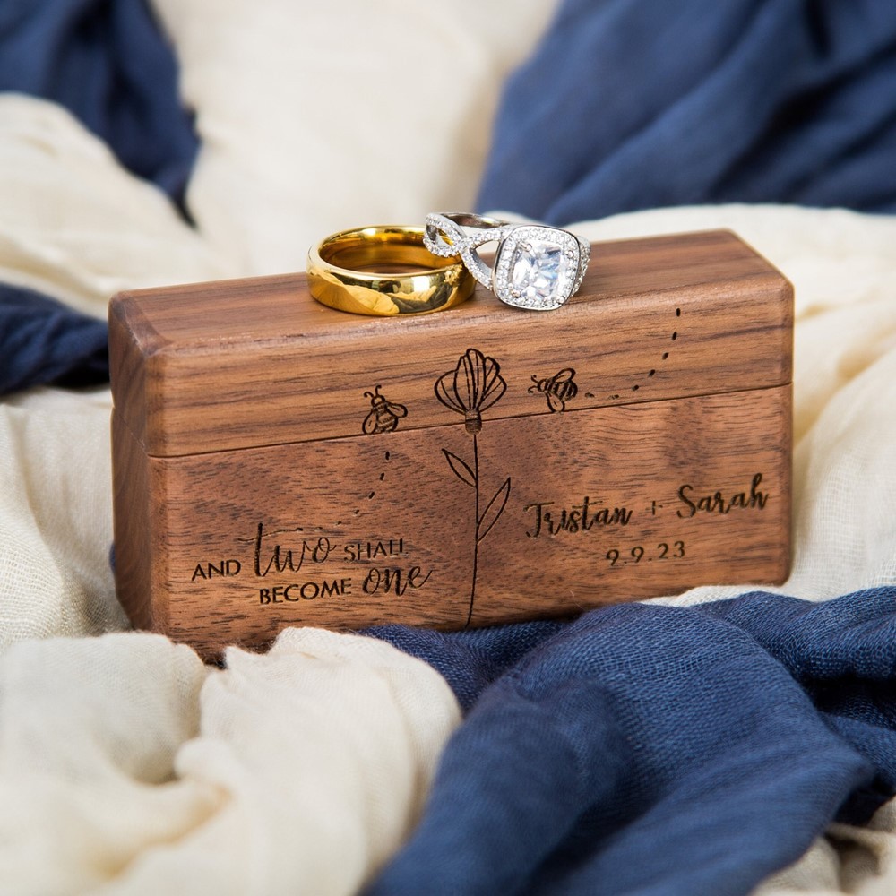 Picture of Black Walnut Ring Ring Box Double Slot Wedding Proposal Ring Box Jewelry Flip Cover Engraving Laser Engraving Pattern