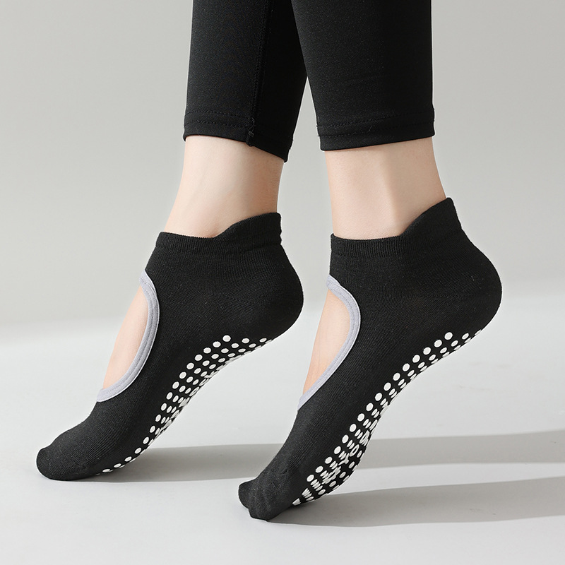 Yoga socks women's professional non-slip socks indoor floor socks Sports Fitness Pilates socks silicone particle non-slip