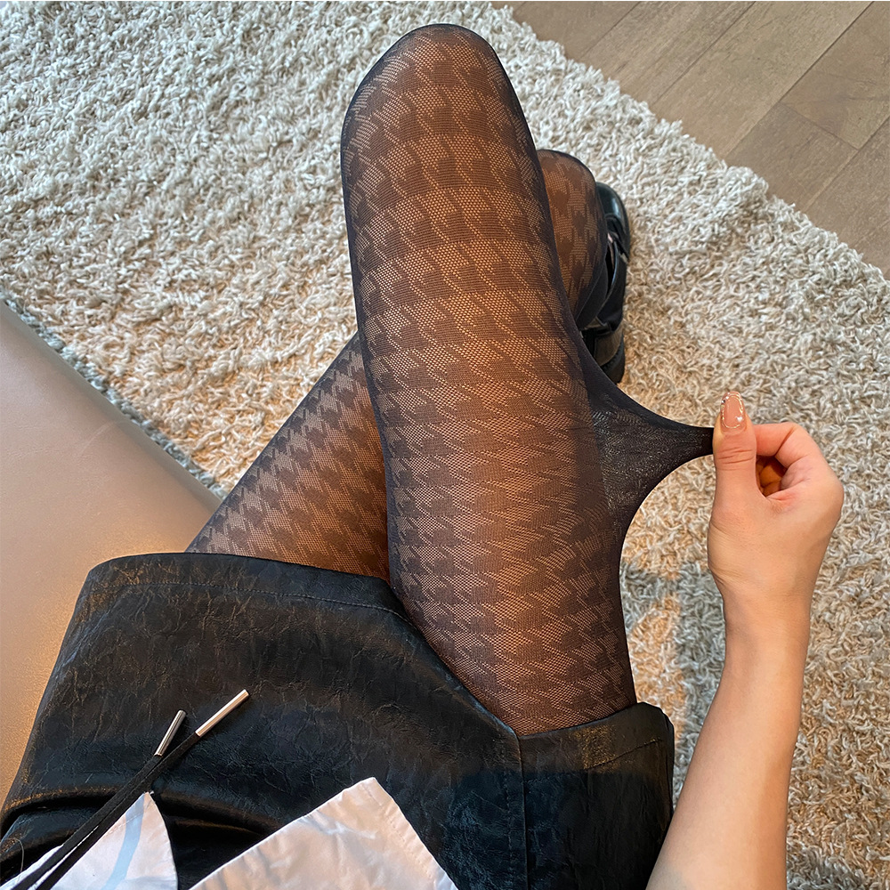 Picture of Obvious same style Houndstooth Jacquard Anti-stripping Core-spun Silk Thin Flesh-through Bud-lifting Pantyhose Pantyhose Women's Socks
