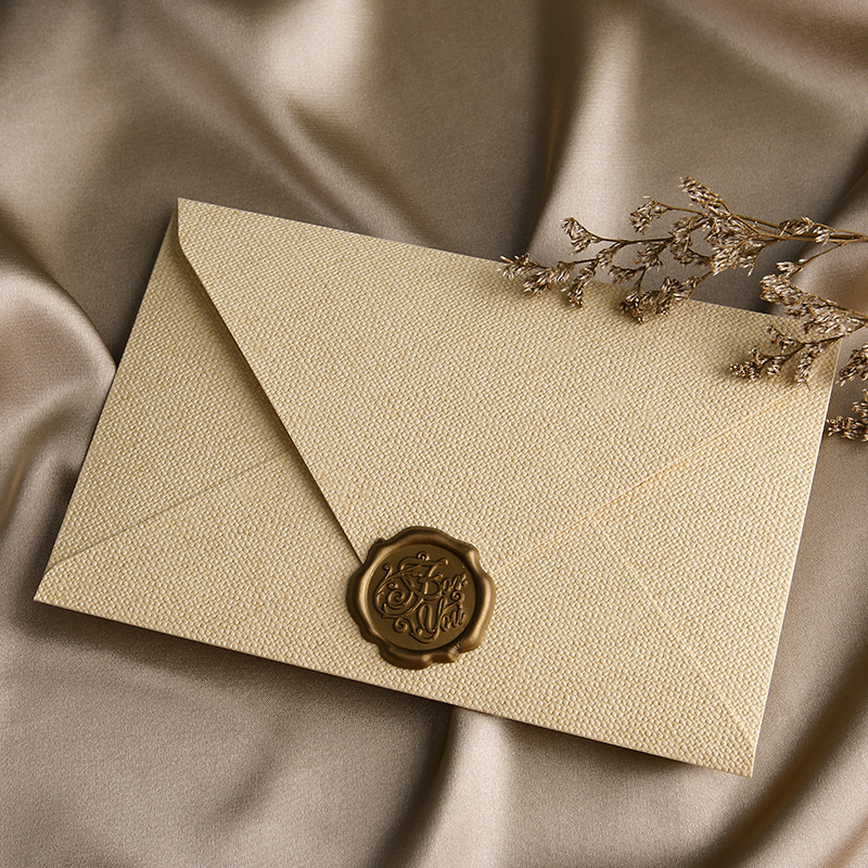 Picture of Linen Envelope Letter Paper Set Retro Love Letter Chinese Style Cowhide Special Paper Invitation Postcard Fire Paint Envelope