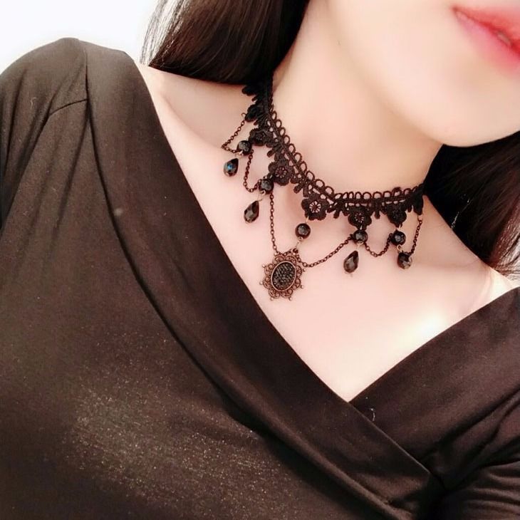 Picture of Cross Border Accessories Women's Neck Strap Court Gothic Spice Girl Neck Chain Lace Necklace Choker Clavicle Chain Collar Collar Vintage