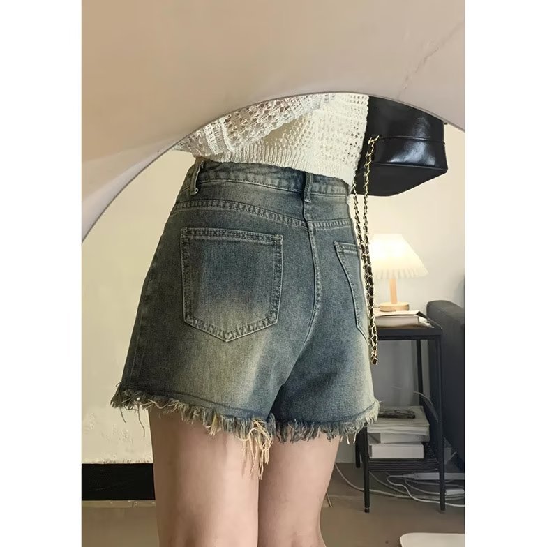Vintage Denim Shorts Women's Summer 2023 New High Waist Slimming Raw Edge Pants Small a-shaped Wide Leg Hot Pants