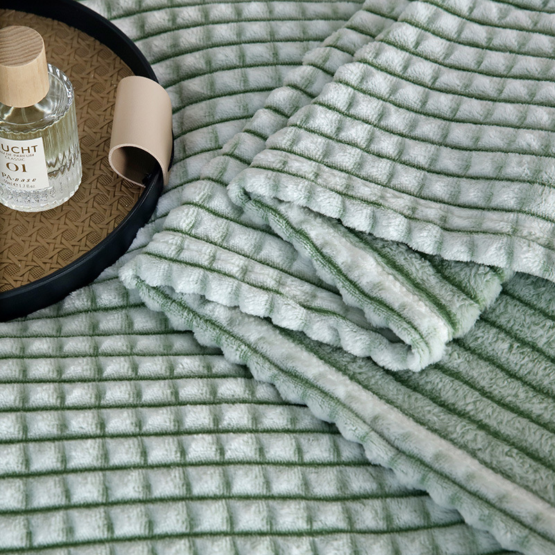 Picture of Milk fleece blanket office nap coral fleece blanket flannel children's small blanket summer air conditioning blanket wholesale