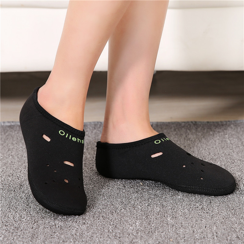 Picture of Autumn and winter floor heating socks hot selling Korea and Japan diving socks beach socks early education center parent-child