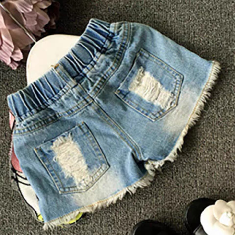 Picture of 2025 Baby Girls Summer Denim Shorts New Children's Pants Children's Hot Pants Duck Children's Hot Pants Trendy Pants