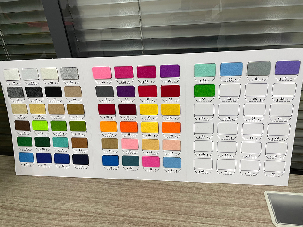 Picture of Cross-border wholesale A4 creative felt file bag portable file bag solid color felt products file bag customization