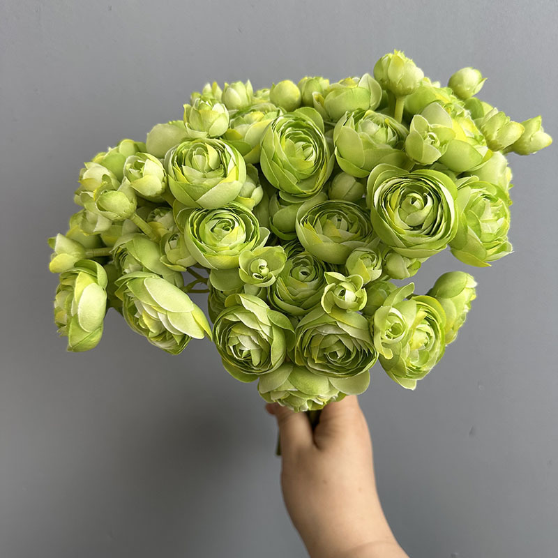 Picture of Simulation Mini Lulian bouquet small tea rose rose decoration bride hand silk flower home decoration flower