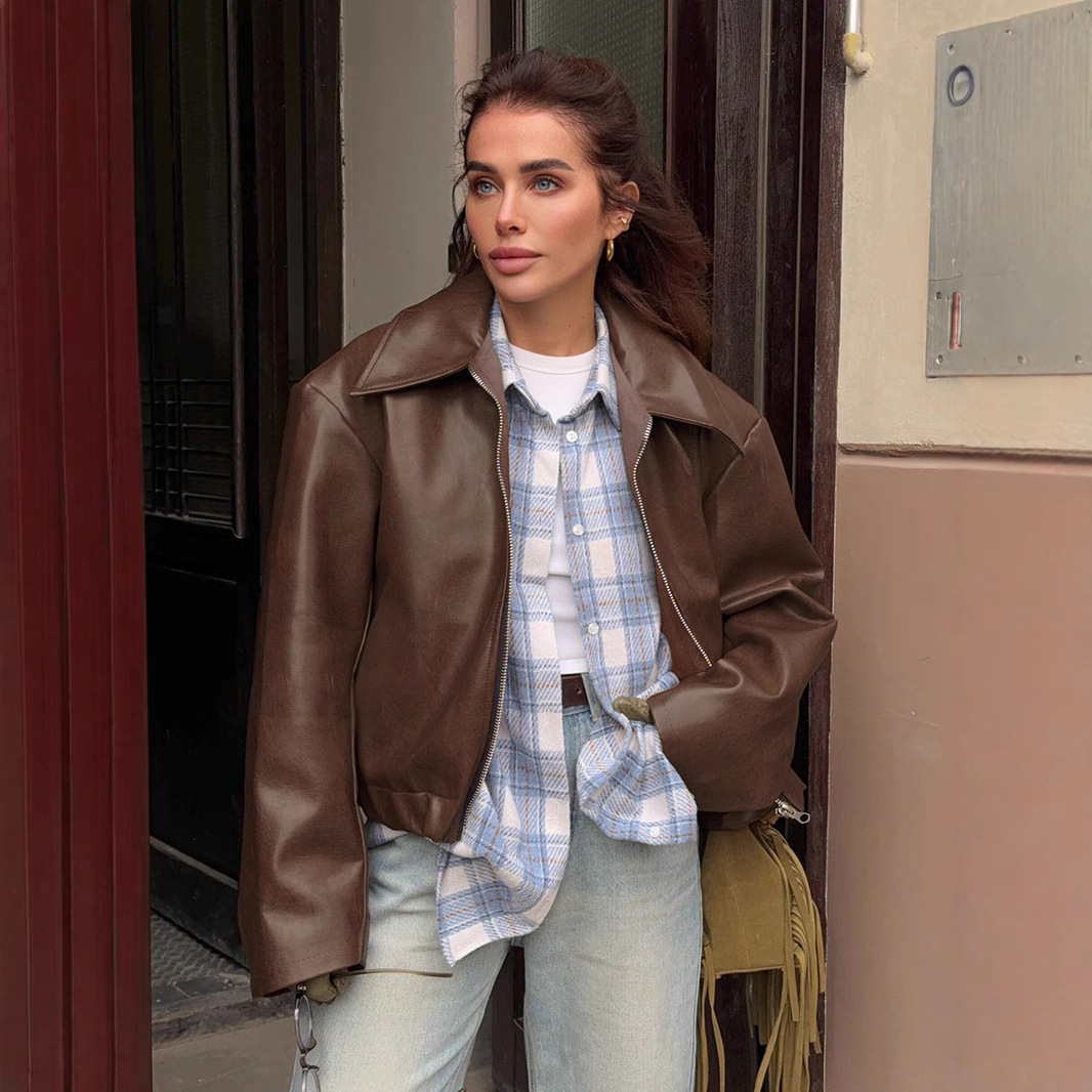 Picture of Retro Motorcycle Style Burgundy Leather Jacket for Women 2025 Autum European and American Fashionable Matte Leather Jacket Cross-Border Women's Clothing