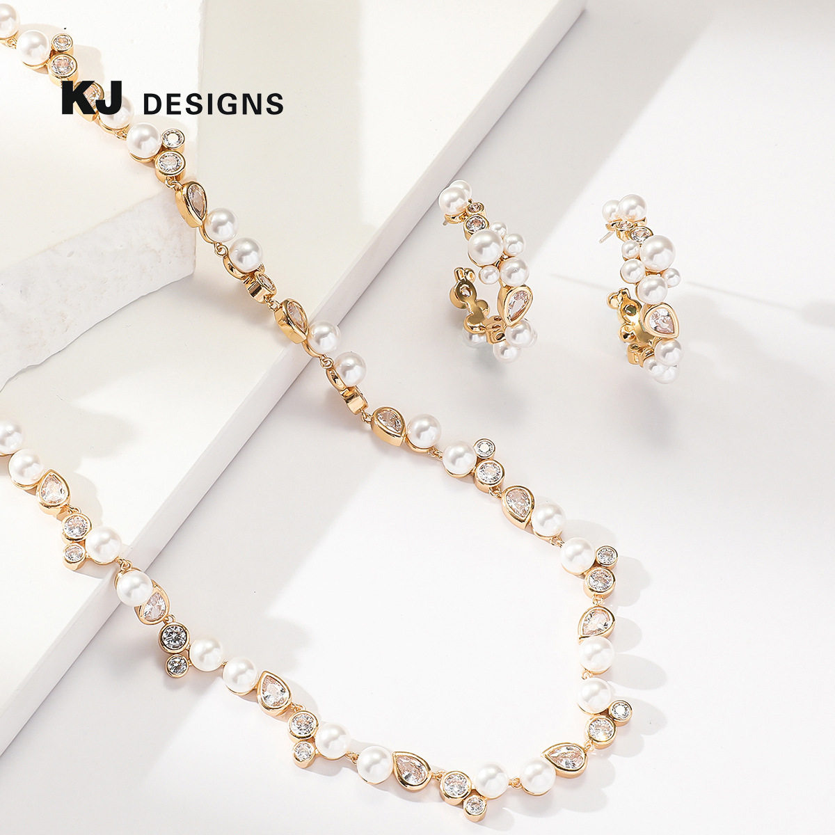 Kenjay Copper Point Glass Pearl European and American Necklace Earrings suit Women's Light Luxury All-match Elegant Niche All-match Collarbone Chain