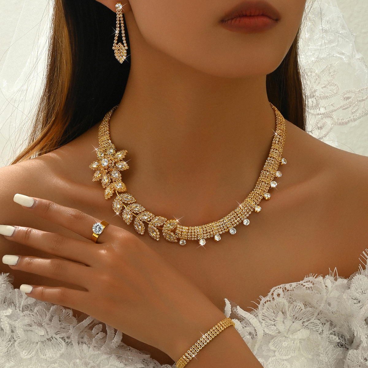 Gold Plated Jewelry suit India Dubai Jewelry Naked Diamond Zircon Necklace Bracelet Ring Earrings suit in stock Wholesale