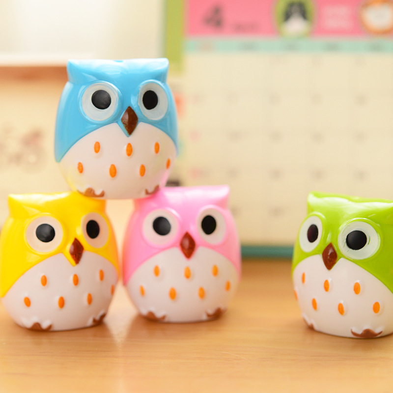 Picture of Owl pencil sharpener creative stationery primary school supplies wholesale double hole cartoon pencil sharpener Children's Prize small