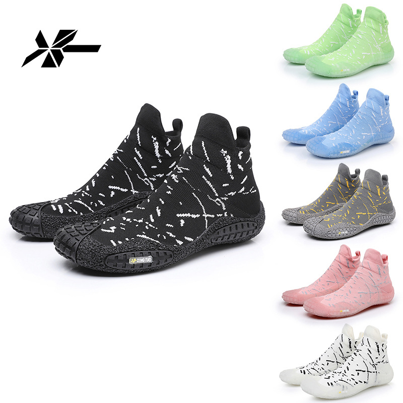 Picture of Beach Shoes Xingtuo Multifunctional Outdoor Sports Shoes Swimming Yoga Casual River Tracing Shoes Adult Men and Women Diving Shoes