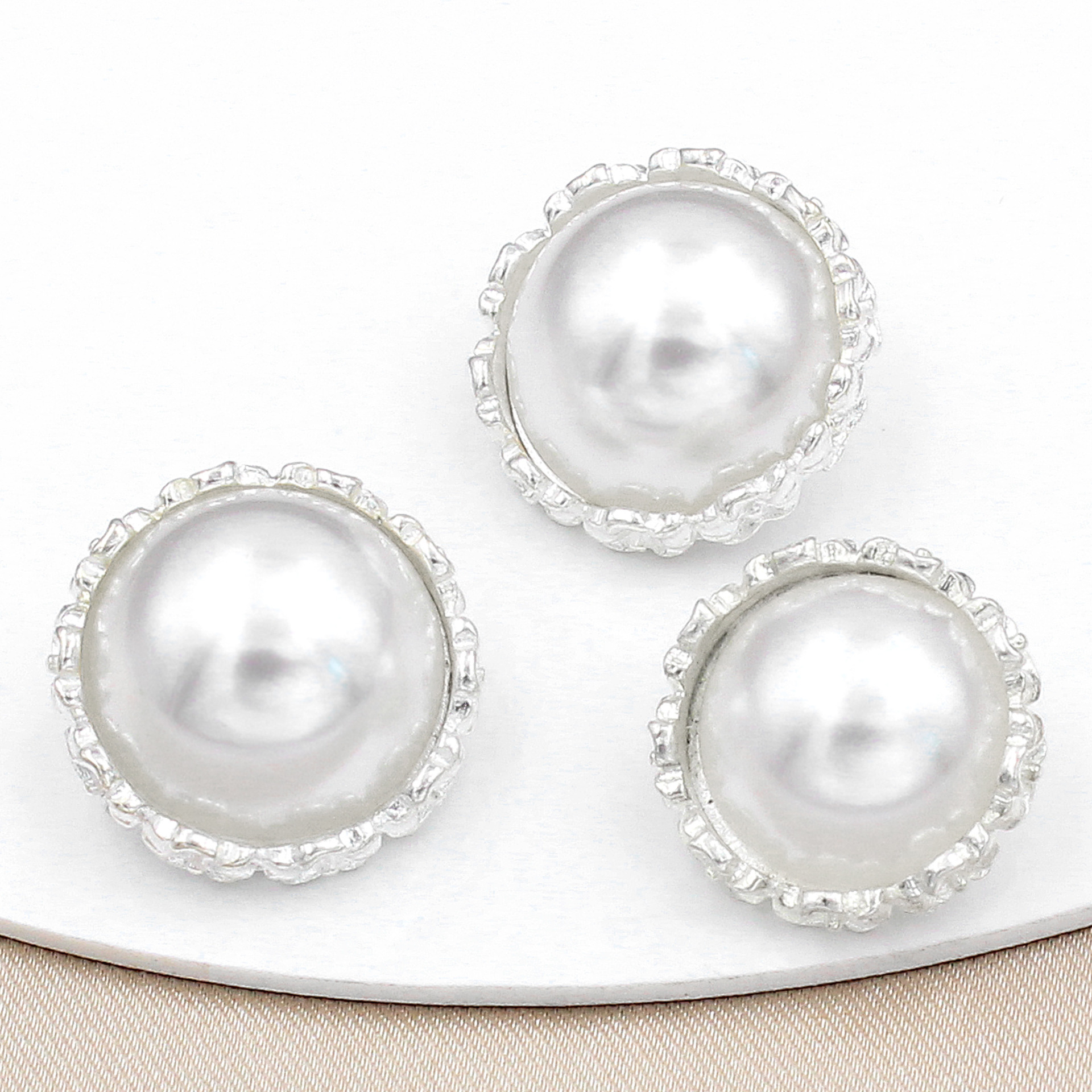 Round Pearl Metal Buttons, Exquisite Women's Chanel-Style Knitted Cardigan Shirt Buttons, Beautiful Round Edge Buttons