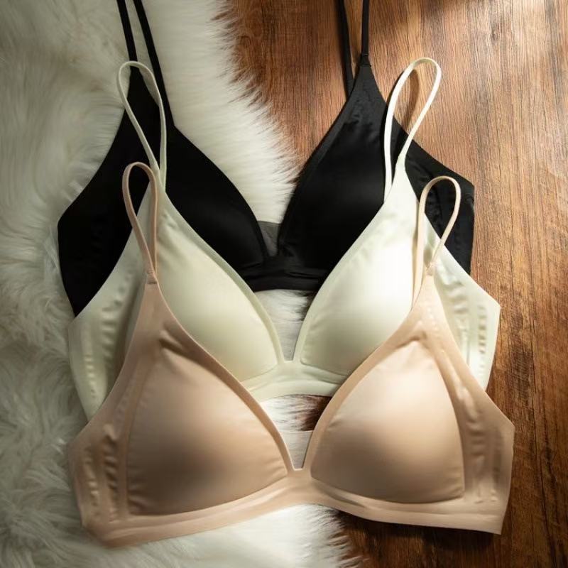 Kbra Milk Satin French Style Deep V-Neck Underwear Women's Summer Thin Shoulder Strap Non-marking Triangle Cup Small Chest Non-steel Ring Thin Bra