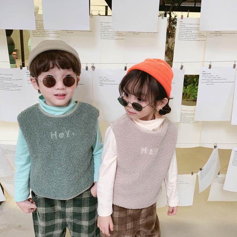 Picture of Autumn and winter outer wear boys and girls waistcoat Western style fleece-lined polar fleece baby vest children vest factory wholesale