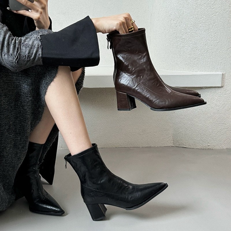 Pointed Boots Short Boots Women's 2024 New Autumn and Winter Women's Boots Niche Thin Boots Design Sense Thick Heel High Heel Short Boots