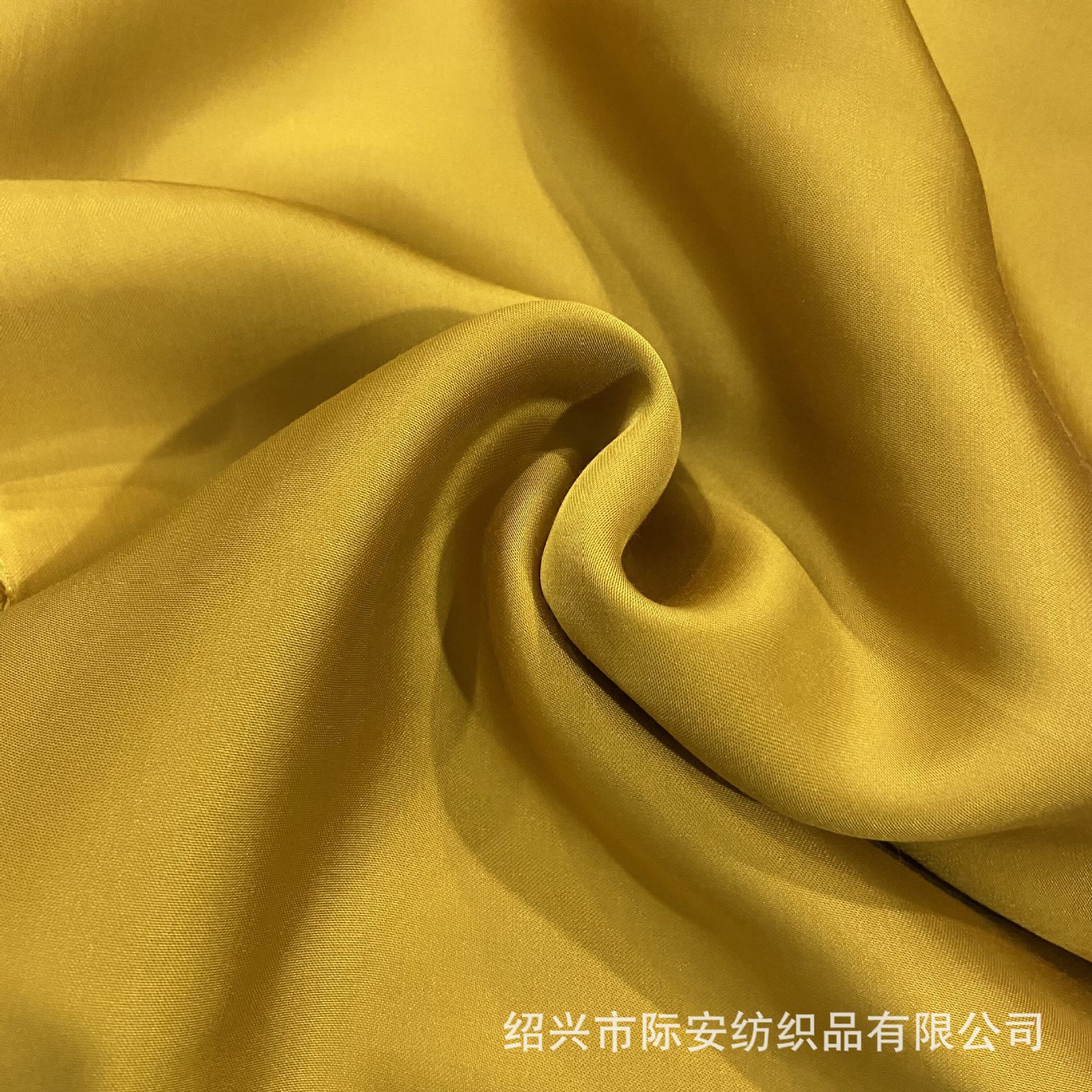 Rayon rayon satin shirt fabric women's clothing dress fabric spring and summer skin-sticking comfortable fabric finished product zero-batch