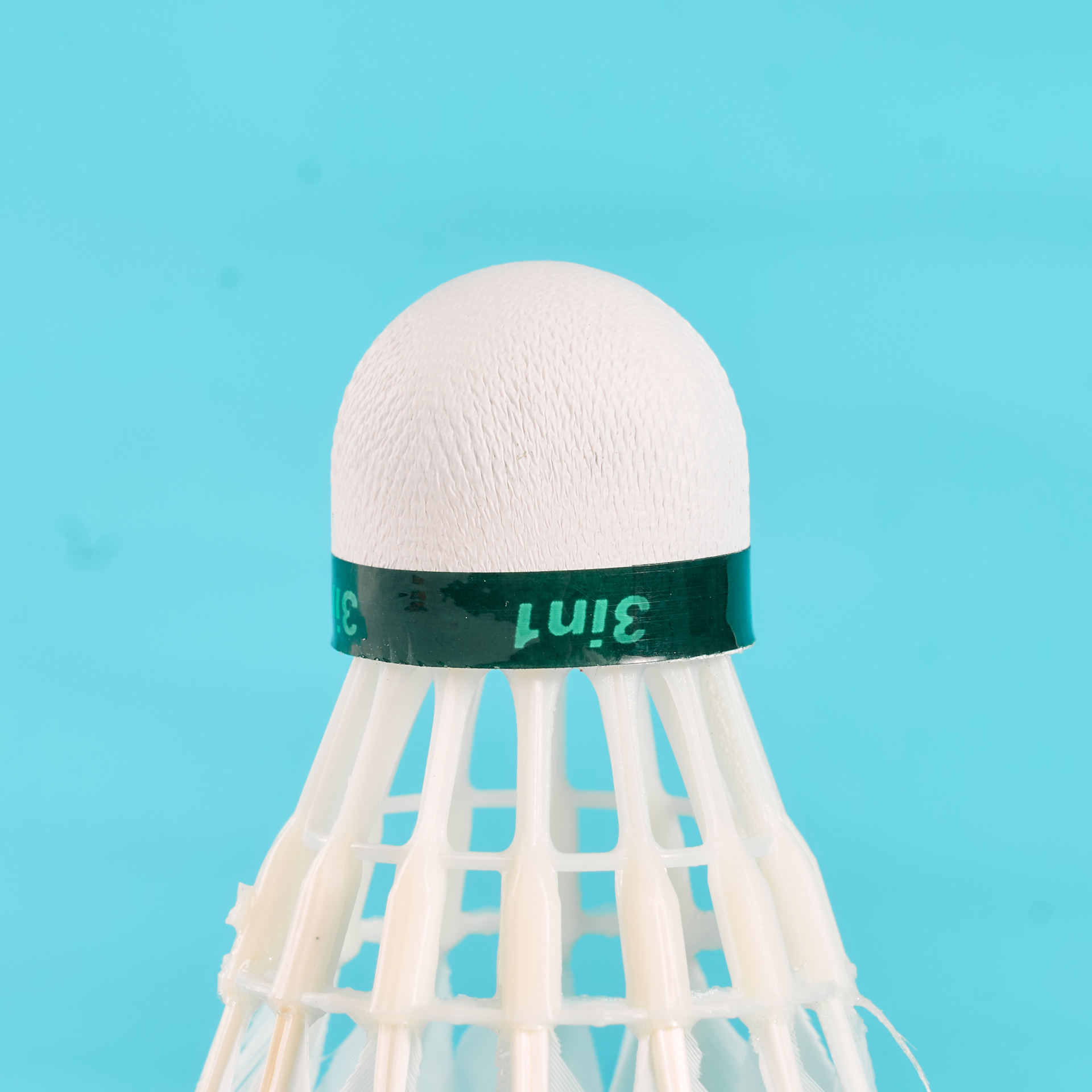 Picture of Nai Bao 222 Curved Feather Shuttlecock with Fiber Head, Indoor Sports-Specific, Duck Feather Material, 3-Pack, Full Round Duck Feather
