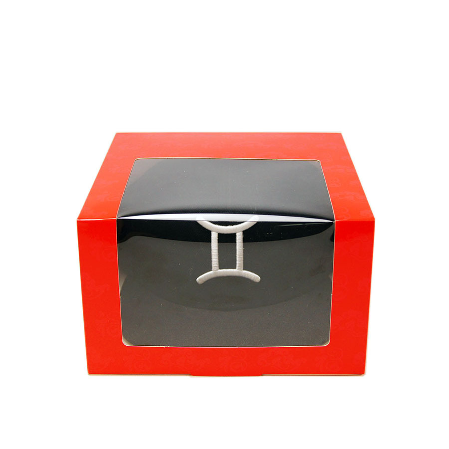 in stock 2018 dog year new Chinese red transparent window coat and hat box universal packaging box gift box color LOGO
