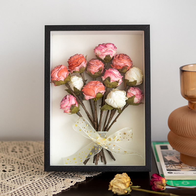 Picture of Dried flower photo frame wholesale handmade diy Three-Dimensional Hollow specimen frame 8 inch 7 inch insect clay model table picture frame