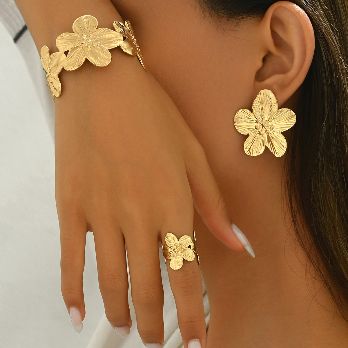 European and American Fashion Retro Metal Flower Opening Bracelet Ring Earrings suit Simple Cold Style Banquet Jewelry for Women
