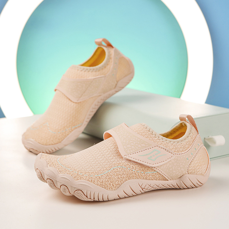 Picture of Children's upstream shoes beach shoes boys and girls sandals non-slip shoes swimming quick-drying water park drifting leisure sports