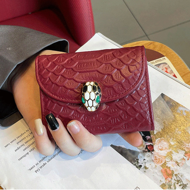Picture of Genuine Leather Women's Card Holder 2024 New First-Layer Cowhide Crocodile Pattern Popular Storage Convenient Card Holder High-End Wallet Bag