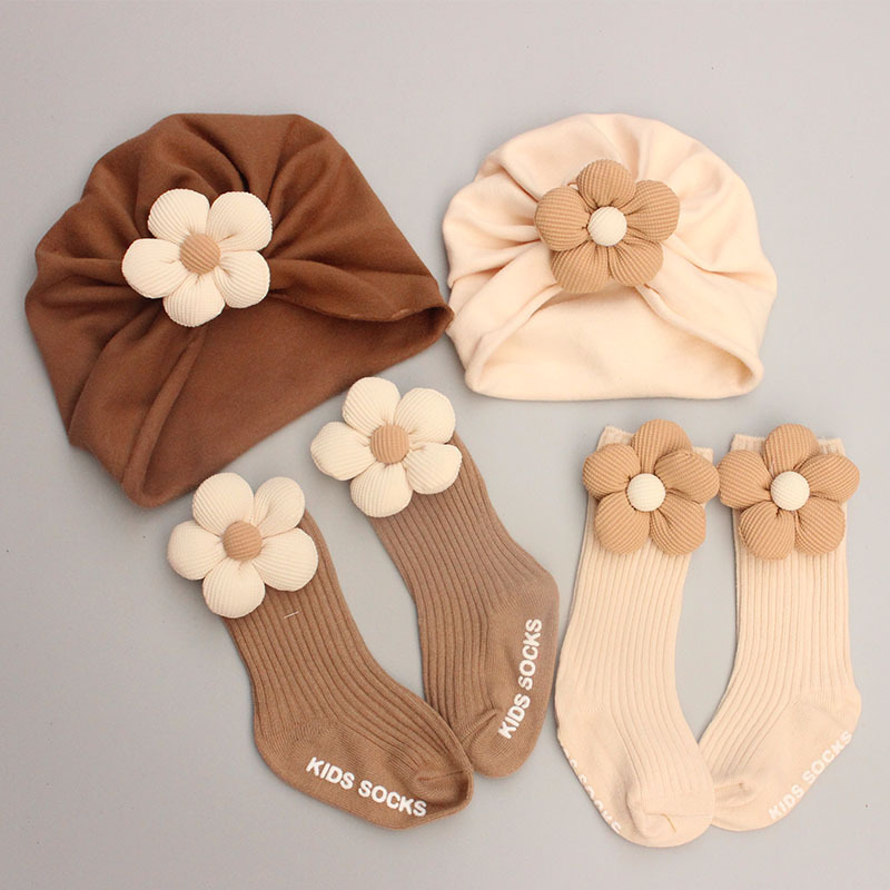 Picture of Cross-border Cute Flower Newborn Baby Fetal Cap Newborn Baby Girl Socks Spring Autumn Summer Hat 0-12 Months