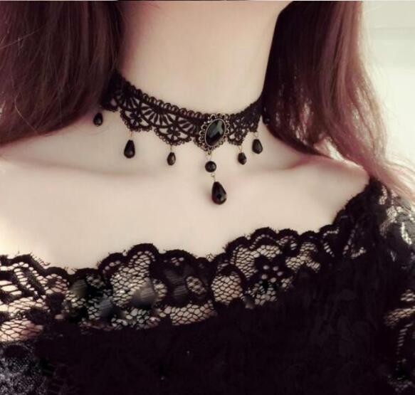 Picture of Cross Border Accessories Women's Neck Strap Court Gothic Spice Girl Neck Chain Lace Necklace Choker Clavicle Chain Collar Collar Vintage