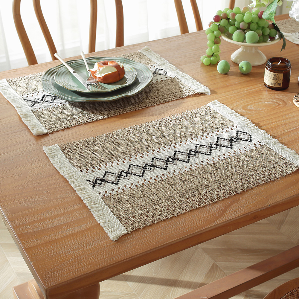 Picture of Amazon new cotton and hemp rope placemat holiday placemat woven color matching striped tassel bowl mat spot wholesale