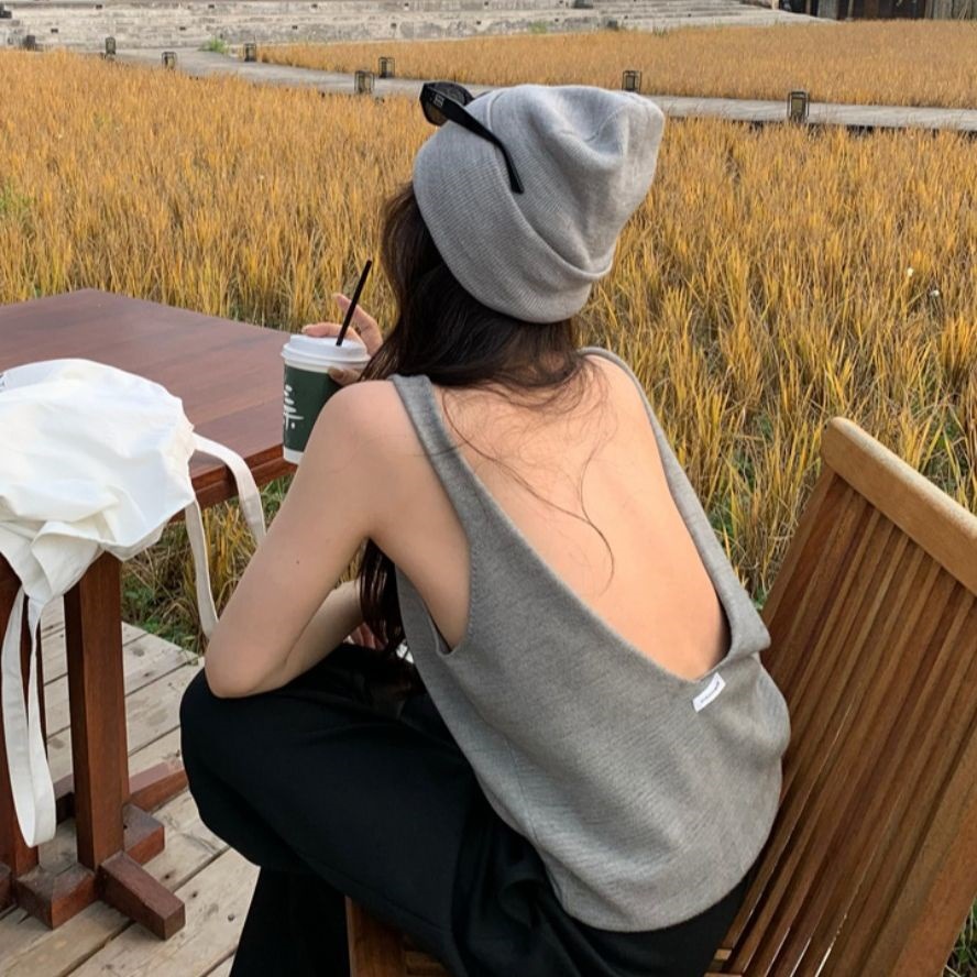 Backless Sleeveless Knitted Small Sling Women's Summer Hot Girl Slim-fit Vest Unique Exquisite Grey Top for Outer Wear