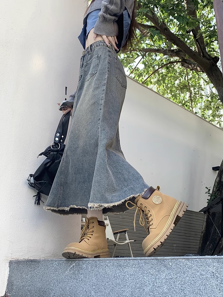 Vintage denim skirt women's spring and summer new high-waisted small slimming versatile raw edge midi mermaid skirt