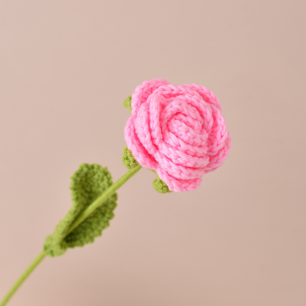 Picture of Finished Hand-Knitted Rose Artificial Flower Knitting Flower Handmade Flower DIY Wool Knitting Homemade Crochet Bouquet