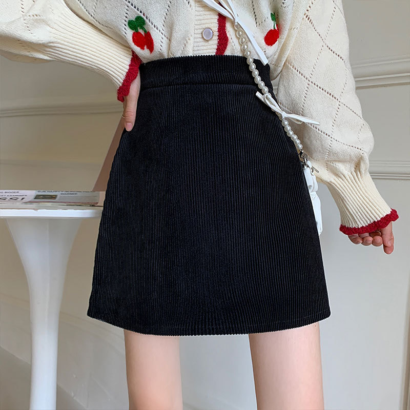 2025 autumn and winter corduroy skirt black short skirt high waist Korean style small A- line skirt slim hip skirt