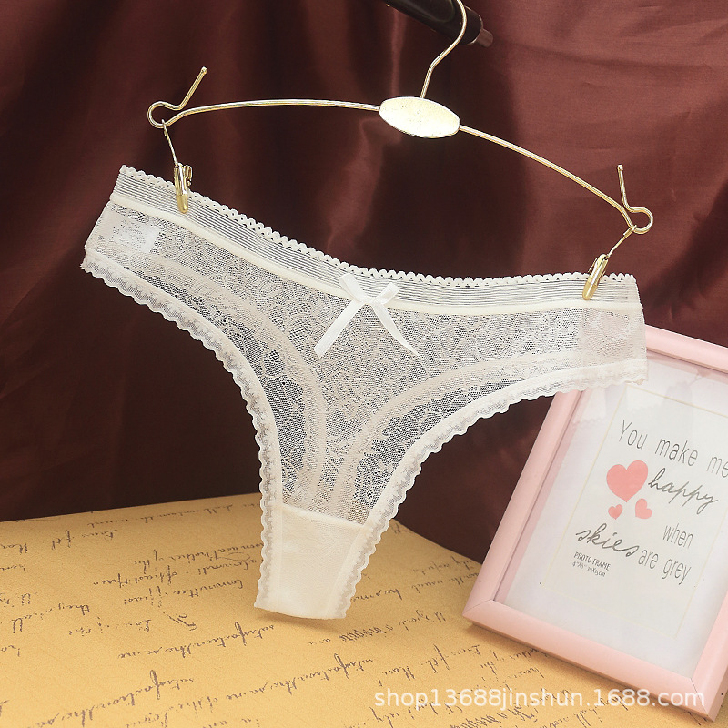 Picture of Foreign Trade European and American Sexy Lace Jacquard G-string Women's Underwear Pure Cotton Bottom Crotch Seamless Hip-lifting Underwear Women's 669
