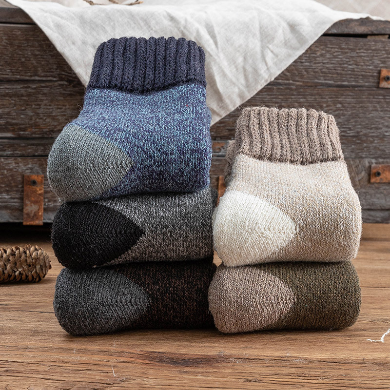 2020 winter men's New thick Terry warm socks super thick tube socks extra thick snow wool socks wholesale