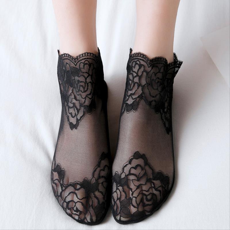 Picture of New lace short socks thin cotton mid-tube stockings spring and summer sweat-absorbent non-slip invisible boat socks ladies socks
