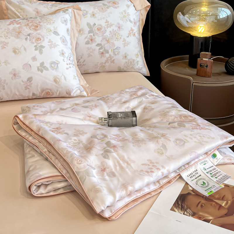 Picture of Class A 60S Tencel Summer Quilt Four-piece Lyocell Fiber Summer Quilt Machine Washable Air-conditioning Quilt Summer Thin Quilt