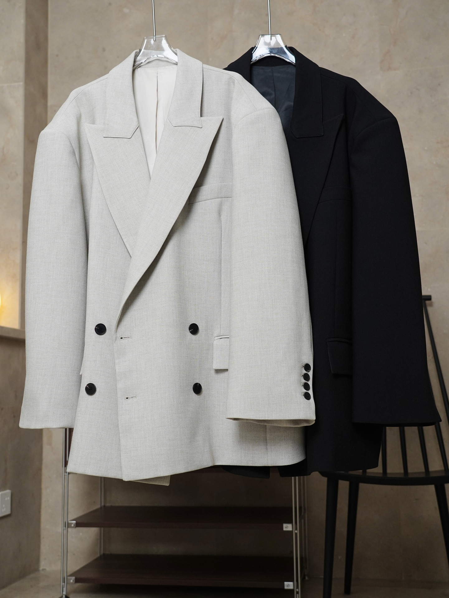 Picture of Lu Fuqiu Paris Fashionable Retro High-End Large Version Wide Shoulder Double-Breasted Long-Sleeved Suit Crisp Casual Jacket for Women